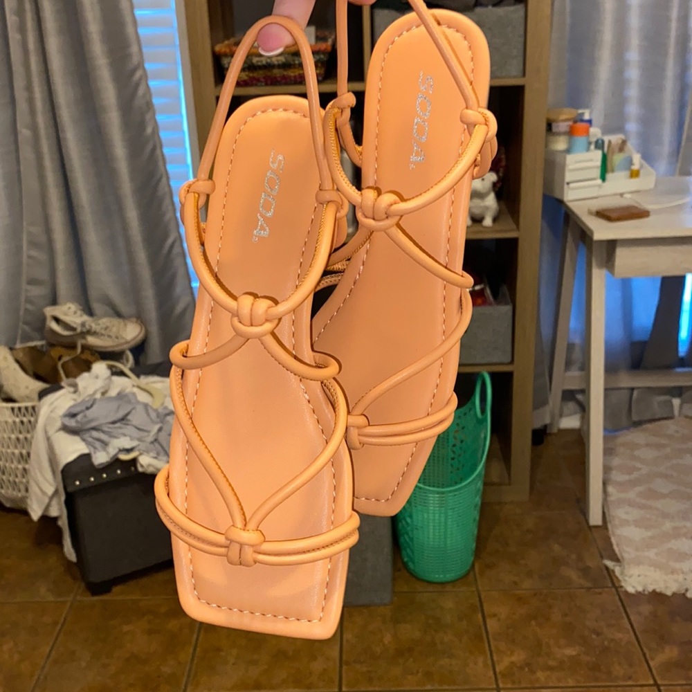 SODA sandals size 9!